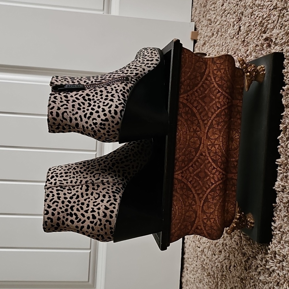 1. State Black and Gray Ankle Boots with Wedge Heel - Picture 4 of 6